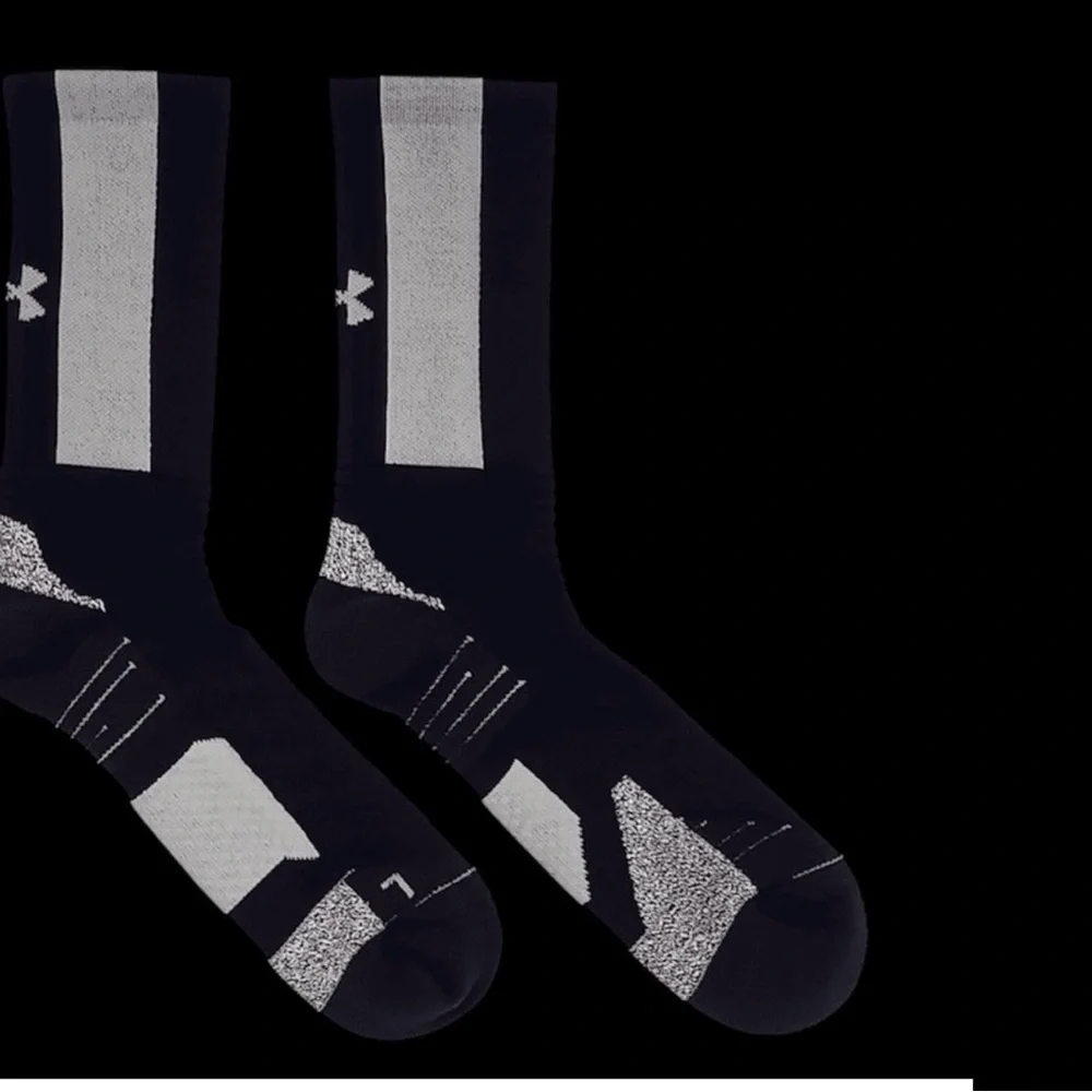 Under Armour Men’s XL 4 Pair of Misc Athletic Socks